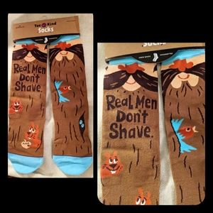 5/$25 real men don't shave, toe of a kind, crew socks, NEW